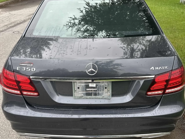 Mercedes-Benz E 350 2 КЛЮЧА * СЕРВИЗНА ИСТ * ПАНОРАМА * CARFAX - автомобили, коли, обяви за нови и употребявани 4