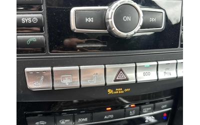 Mercedes-Benz E 350 2 КЛЮЧА * СЕРВИЗНА ИСТ * ПАНОРАМА * CARFAX - автомобили, коли, обяви за нови и употребявани 9