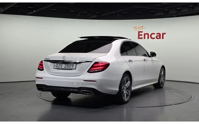 mercedes-benz-e-350 - 1