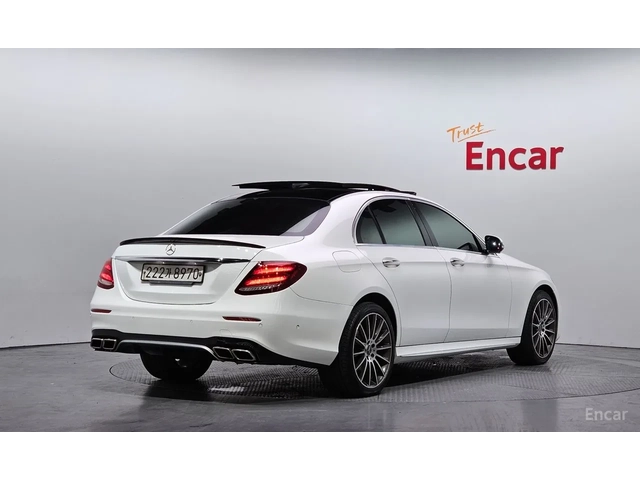 Mercedes-Benz E 350 AMG-пакет* ОБДУХВАНЕ* ПАНОРАМА* - автомобили, коли, обяви за нови и употребявани 1