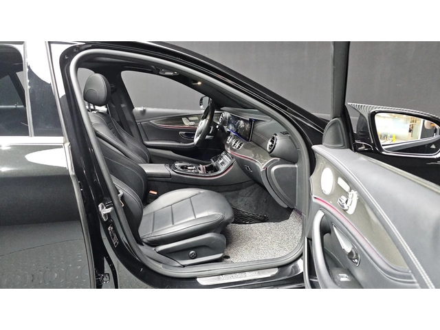 Mercedes-Benz E 350 63 AMG LINE* BURMASTER* HUD* DIGITAL* 360* КРАЙНА - автомобили, коли, обяви за нови и употребявани 13