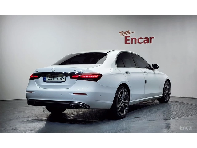Mercedes-Benz E 350 4MATIC* BURMESTER* ОБДУХВАНЕ* ХЕДЪП* ДИСТРОНИК* 36 - автомобили, коли, обяви за нови и употребявани 1