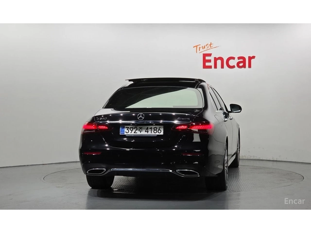 Mercedes-Benz E 350 AMG* LINE* 4MATIC* BURMESTER* ОБДУХВАНЕ* ДИСТРОНИК - автомобили, коли, обяви за нови и употребявани 3