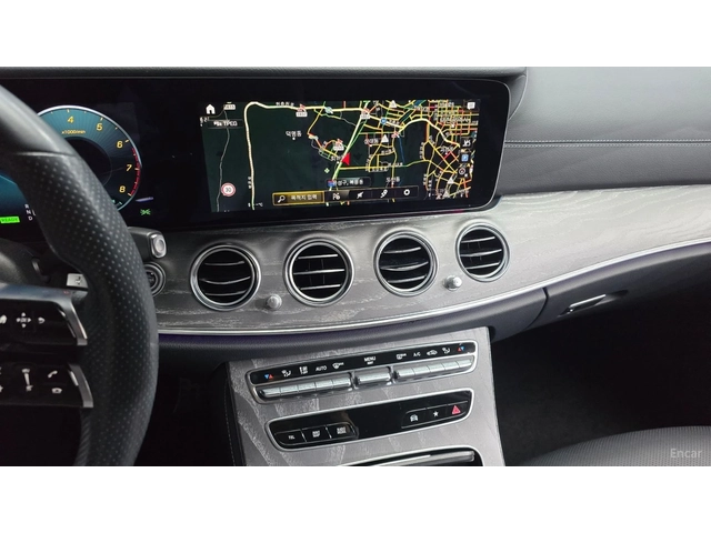 Mercedes-Benz E 350 4MATIC AMG* HUD* КОЖА* ОБДУХВ* НАВИ* ПАНО - автомобили, коли, обяви за нови и употребявани 11