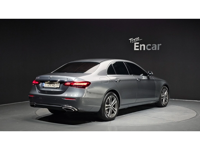 Mercedes-Benz E 350 - автомобили, коли, обяви за нови и употребявани 5