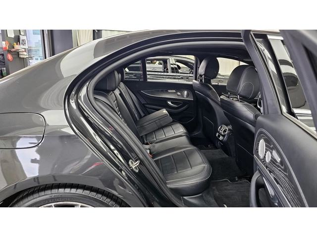 Mercedes-Benz E 350 4MATIC AMG Line Edition - автомобили, коли, обяви за нови и употребявани 9