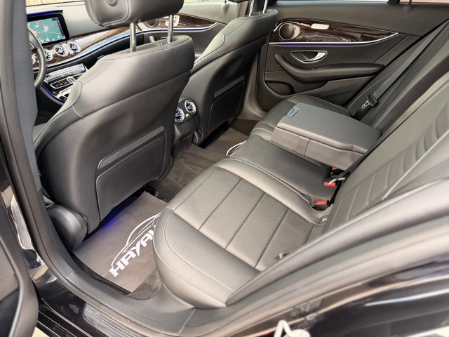 Mercedes-Benz E 350 d= BRABUS= HUD= DISTRONIC= KEYLESS= SOFT CLOSE= 36 - автомобили, коли, обяви за нови и употребявани 12