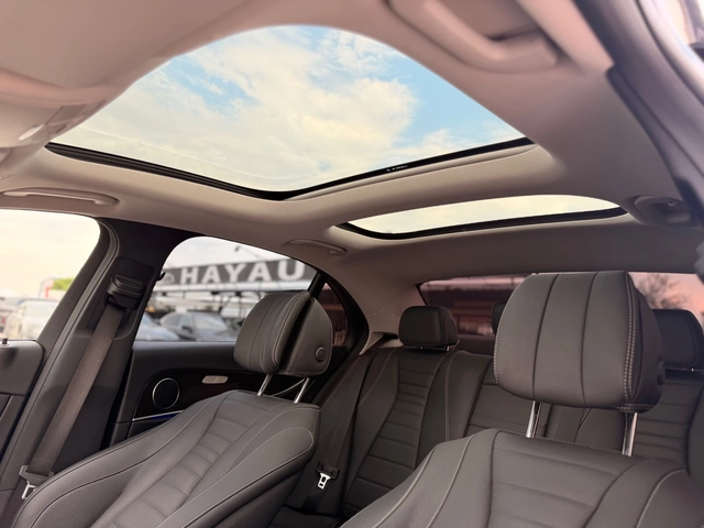 Mercedes-Benz E 350 d= BRABUS= HUD= DISTRONIC= KEYLESS= SOFT CLOSE= 36 - автомобили, коли, обяви за нови и употребявани 13