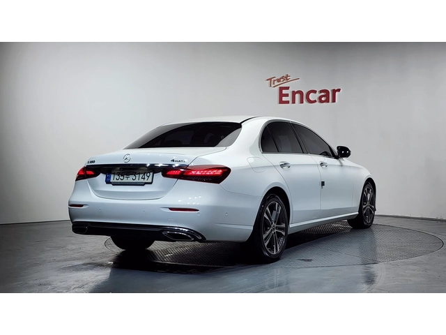 Mercedes-Benz E 350 4MATIC Avantgarde - автомобили, коли, обяви за нови и употребявани 1