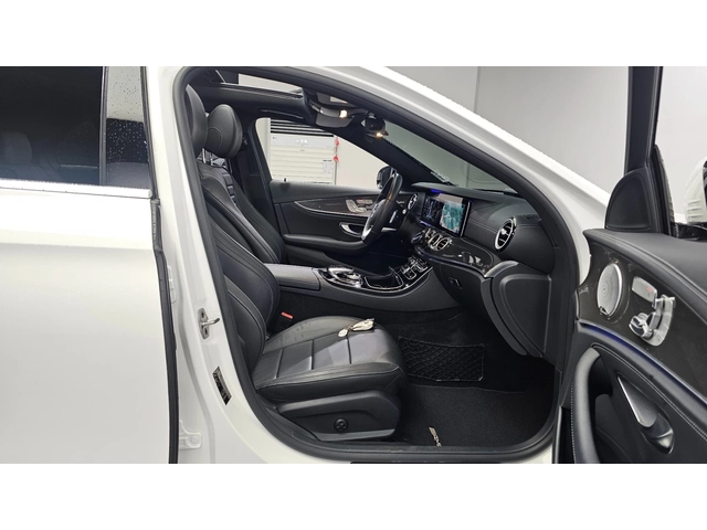 Mercedes-Benz E 350 E350 4MATIC AMG Line - автомобили, коли, обяви за нови и употребявани 8