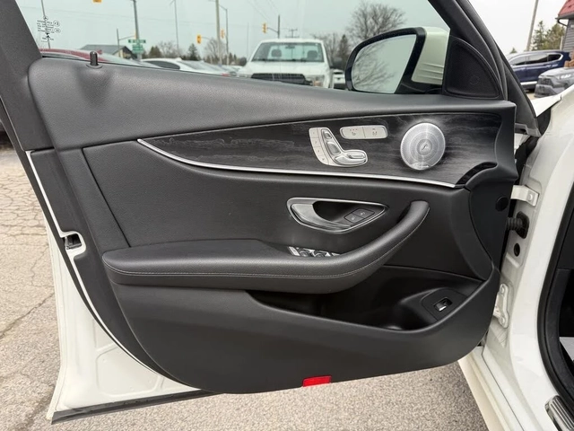 Mercedes-Benz E 350 E 350 4MATIC AWD | Burmester | 360  Camera | HUD - автомобили, коли, обяви за нови и употребявани 12