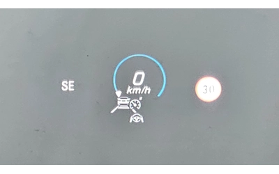 Mercedes-Benz E 350 4MATIC AMG Line | HUD | 360  | Ventilated Seats - автомобили, коли, обяви за нови и употребявани 12