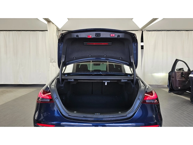 Mercedes-Benz E 350 4MATIC AMG Line | HUD | 360  | Ventilated Seats - автомобили, коли, обяви за нови и употребявани 15