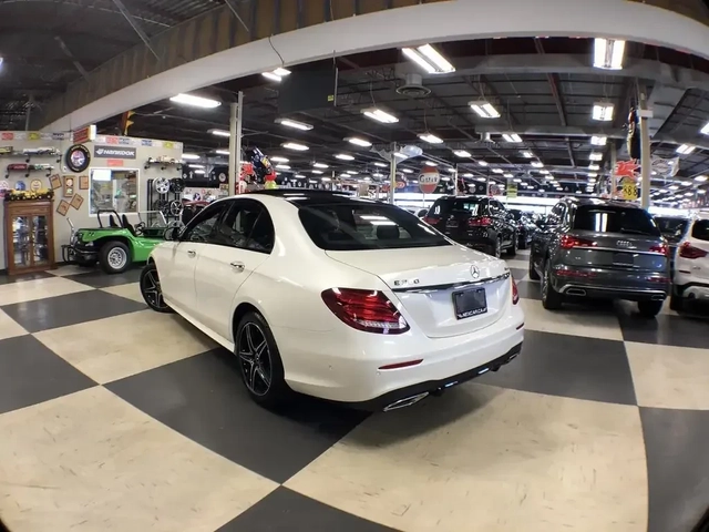 Mercedes-Benz E 350 4MATIC AMG Package - автомобили, коли, обяви за нови и употребявани 3