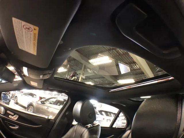 Mercedes-Benz E 350 4MATIC AMG Package - автомобили, коли, обяви за нови и употребявани 6