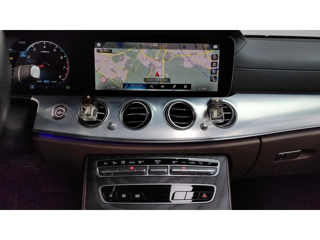 Mercedes-Benz E 350 4MATIC Avantgarde - автомобили, коли, обяви за нови и употребявани 13