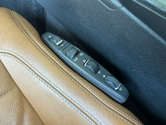 Mercedes-Benz E 350 CDI AMG - автомобили, коли, обяви за нови и употребявани 12