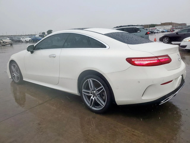 Mercedes-Benz E 400 AMG* DESIGNO* KEYLESS* AMBIENT* BURMESTER - автомобили, коли, обяви за нови и употребявани 1