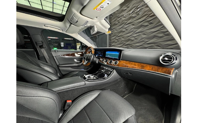 Mercedes-Benz E 400 d 4Matic AMG Line* Pano* Camera* 360 - автомобили, коли, обяви за нови и употребявани 9