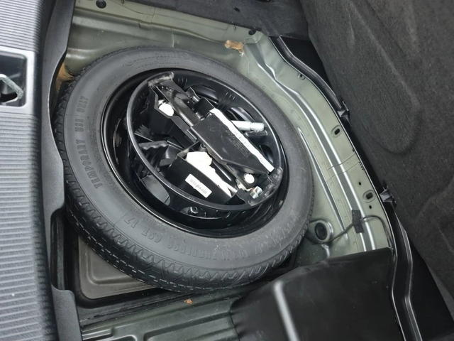 Mercedes-Benz E 400 * CARFAX * ЦЕНА ДО БГ - автомобили, коли, обяви за нови и употребявани 14