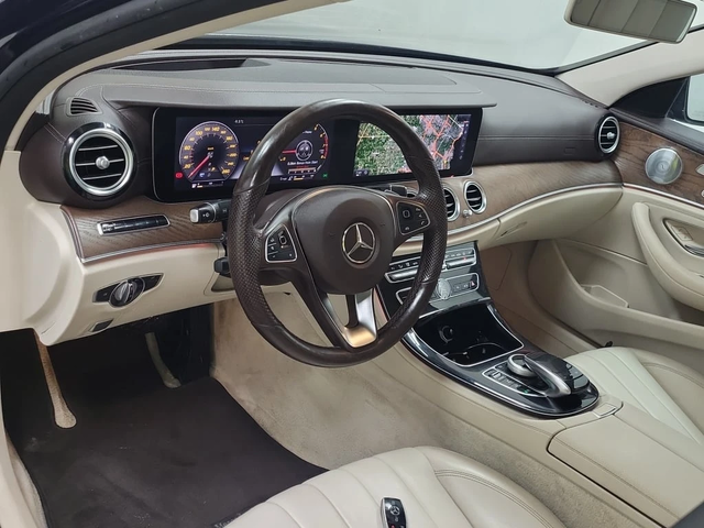 Mercedes-Benz E 400 * CARFAX * ЦЕНА ДО БГ - автомобили, коли, обяви за нови и употребявани 7