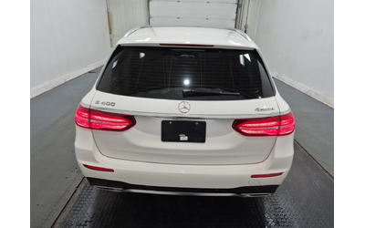 Mercedes-Benz E 400 * 4 MATIC* AMG PACK* BURMESTER* PANO* DISTRONIC* - автомобили, коли, обяви за нови и употребявани 6