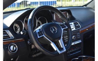 Mercedes-Benz E 400 333H.P UNIQUE* PANORAMA* HARMAN* LINE ASSIST* FRON - автомобили, коли, обяви за нови и употребявани 6