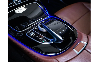 Mercedes-Benz E 400 AMG* BURMESTER* 4MATIC* Кафява кожа - автомобили, коли, обяви за нови и употребявани 9