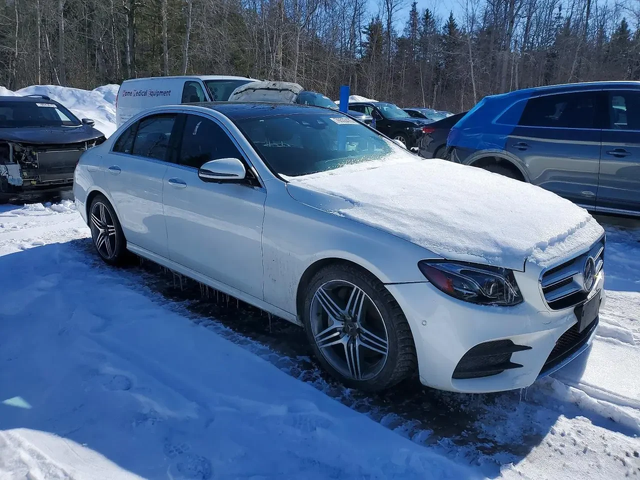 Mercedes-Benz E 400 4matic - автомобили, коли, обяви за нови и употребявани 1