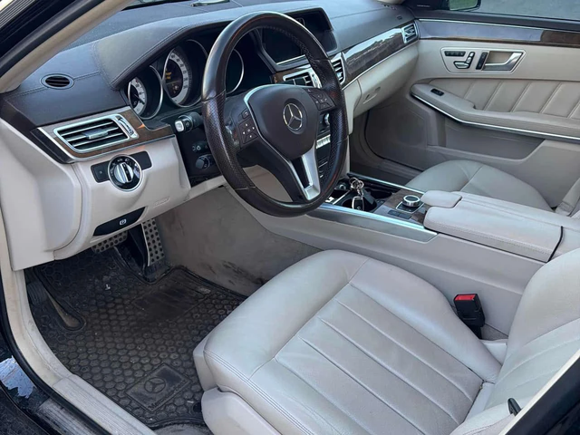 Mercedes-Benz E 400 CARFAX /DISTRONIC/ПОДГРЕВИ - автомобили, коли, обяви за нови и употребявани 4