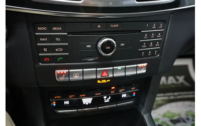 Mercedes-Benz E 400 AMG Line * 4matic * Фиксирана цена до БГ * CARFAX - автомобили, коли, обяви за нови и употребявани 8