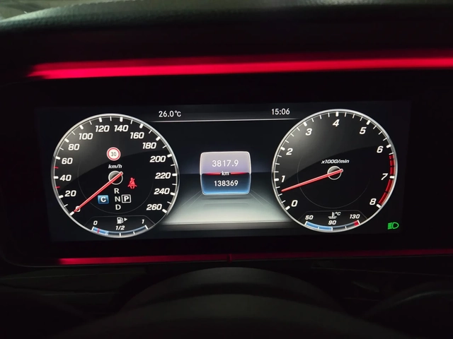 Mercedes-Benz E 400 360* ДВОЕН ШИБЕДАХ* БУРМАЙСТЕР* ОБДУХ* ЛИЗИНГ - автомобили, коли, обяви за нови и употребявани 7