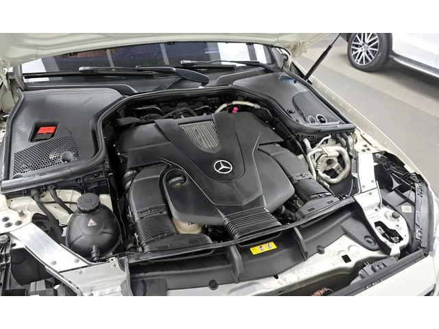 Mercedes-Benz E 400 4MATIC - автомобили, коли, обяви за нови и употребявани 3