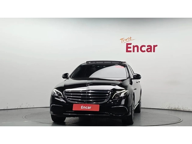 Mercedes-Benz E 400 Burmester* Ambient* Pano* HUD* Обдух* Крайна цена* - автомобили, коли, обяви за нови и употребявани 1