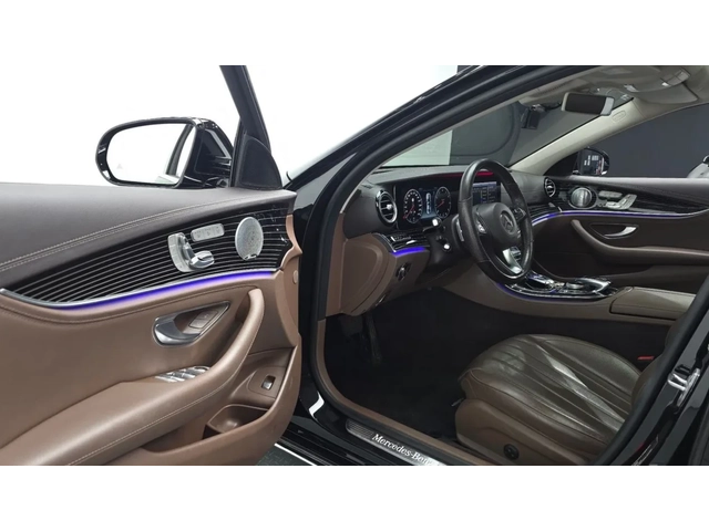 Mercedes-Benz E 400 Burmester* Ambient* Pano* HUD* Обдух* Крайна цена* - автомобили, коли, обяви за нови и употребявани 6