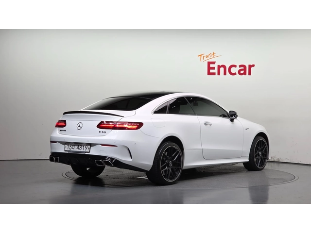 Mercedes-Benz E 400 4MATIC Coupe - автомобили, коли, обяви за нови и употребявани 1