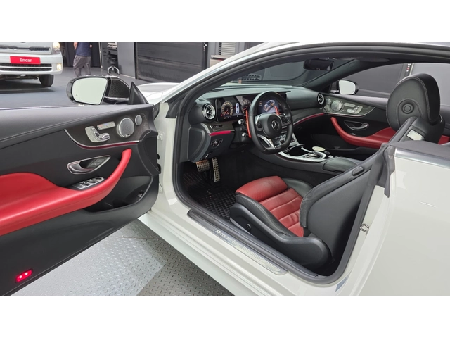 Mercedes-Benz E 400 4MATIC Coupe - автомобили, коли, обяви за нови и употребявани 5