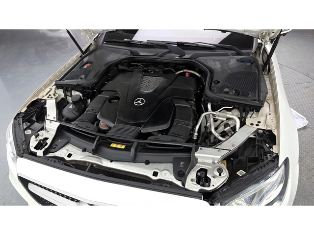 Mercedes-Benz E 400 4MATIC Coupe - автомобили, коли, обяви за нови и употребявани 5