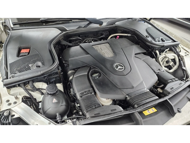 Mercedes-Benz E 400 4MATIC Coupe - автомобили, коли, обяви за нови и употребявани 5