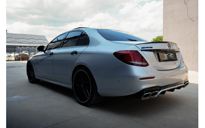 mercedes-benz-e-43-amg - 4