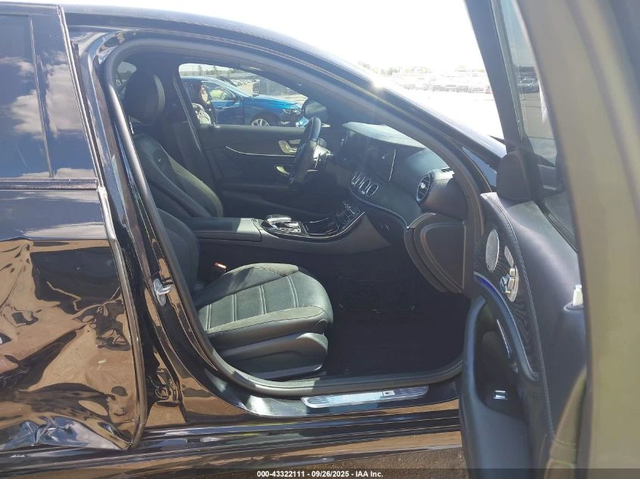 Mercedes-Benz E 43 AMG 4MATIC / BURMESTER / ОБДУХВАНЕ / ПАНОРАМА - автомобили, коли, обяви за нови и употребявани 6