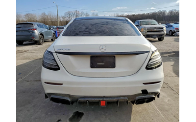 mercedes-benz-e-43-amg - 5