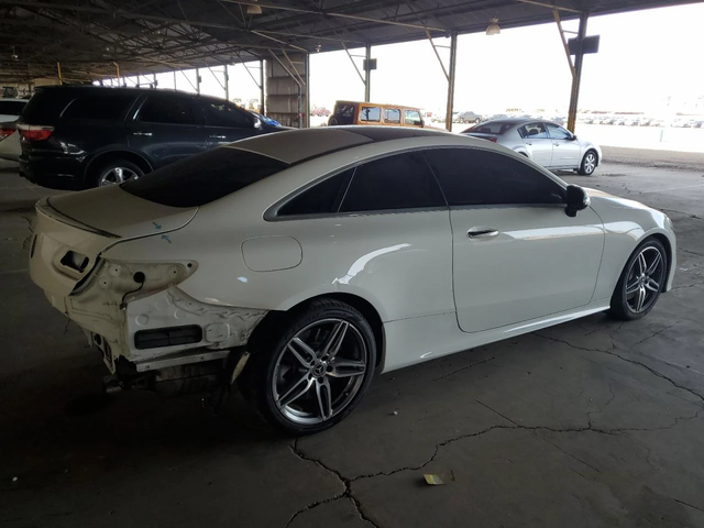 Mercedes-Benz E 450 AMG* Burmester* Дигит. табло* Амбиент - автомобили, коли, обяви за нови и употребявани 5