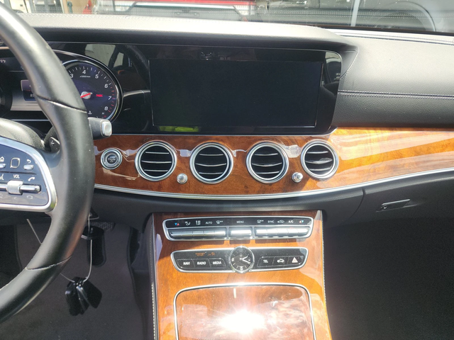 Mercedes-Benz E 450 AMG* 360* BURMASTER* PANO* AMBIENT* KEYLESS* М.ТОЧ - автомобили, коли, обяви за нови и употребявани 9