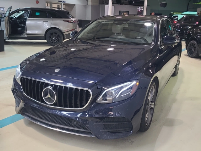 Mercedes-Benz E 450 * CARFAX * ЦЕНА ДО БГ - автомобили, коли, обяви за нови и употребявани 0