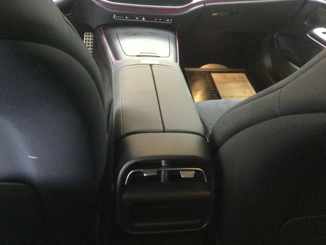 Mercedes-Benz E 450 350 d Coupe AMG - автомобили, коли, обяви за нови и употребявани 12