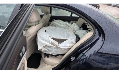 mercedes-benz-e-450 - 3