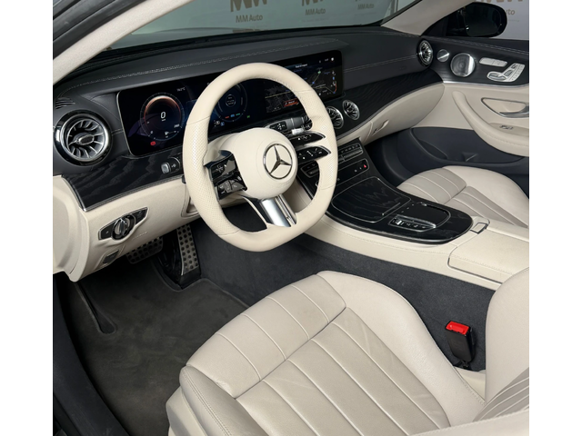 Mercedes-Benz E 450 Coupe* AMG* 4Matic* Burmester* Pano - автомобили, коли, обяви за нови и употребявани 6