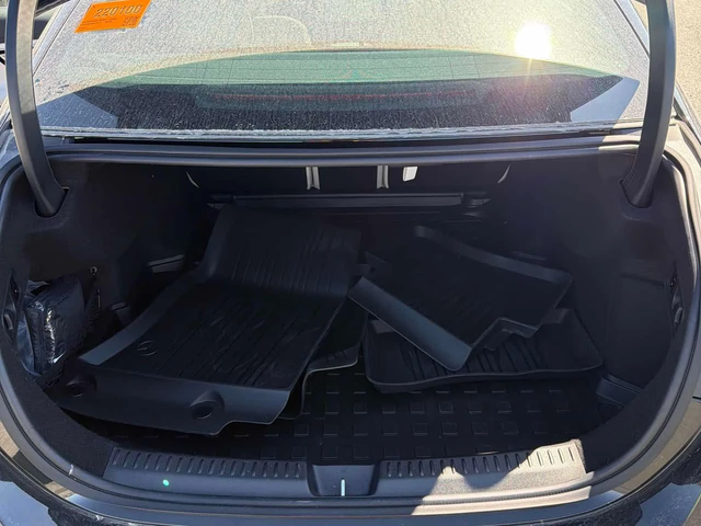 Mercedes-Benz E 450 * CARFAX * 4MATIC * 360 * CARPLAY - автомобили, коли, обяви за нови и употребявани 13