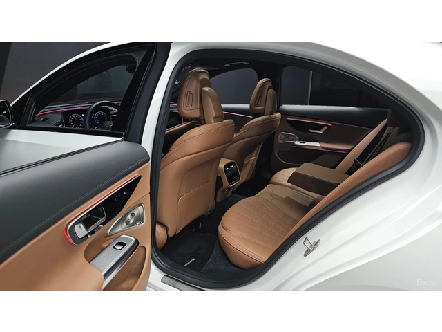 Mercedes-Benz E 450 4MATIC* AMG* ПОДГРЕВ* ОБДУХВАНЕ* ПАНО* 360* HEAD-U - автомобили, коли, обяви за нови и употребявани 8